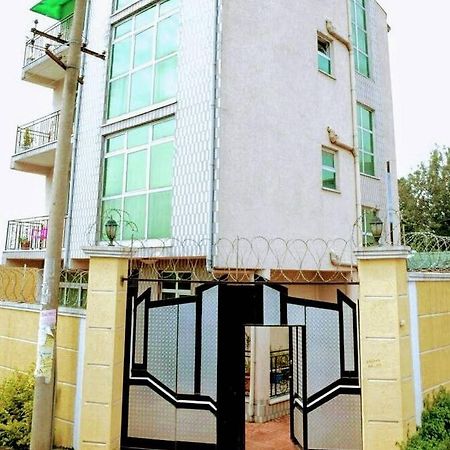 Keba Guest House Addis Abeba Buitenkant foto