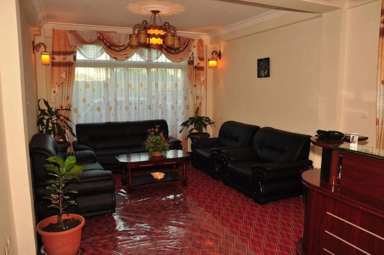 Keba Guest House Addis Abeba Buitenkant foto