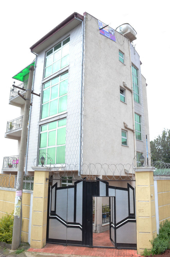 Keba Guest House Addis Abeba Buitenkant foto