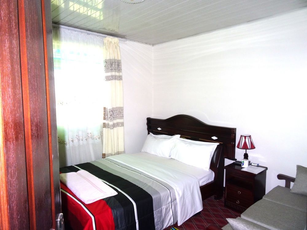 Keba Guest House Addis Abeba Buitenkant foto